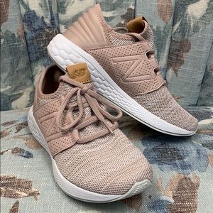 New Balance Ladies Running Course 5 1/2 NIB